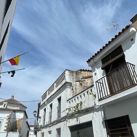 Estudio Tau Jerez De Los Caballeros Exteriér fotografie
